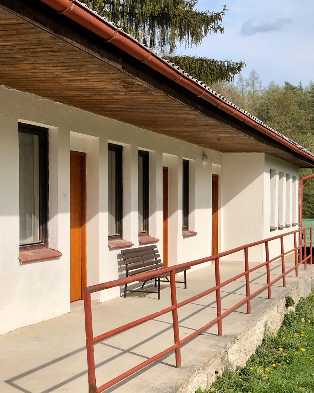 Červený domek hotov
